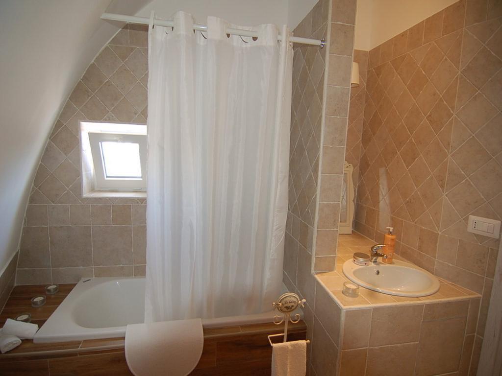 Domus Alba Villa Martina Franca Ruang foto