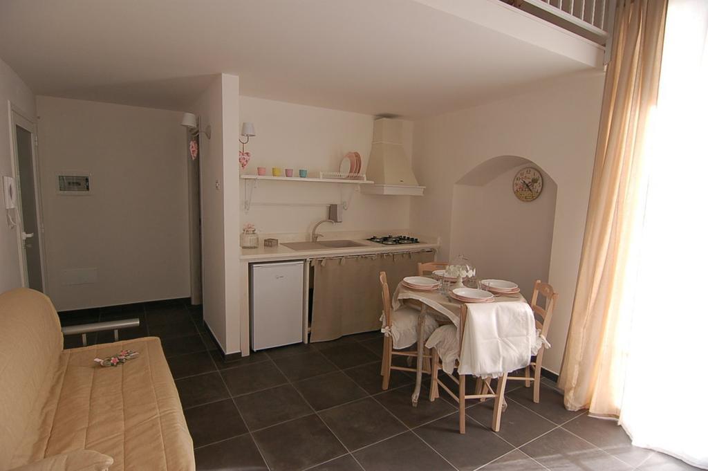 Domus Alba Villa Martina Franca Bagian luar foto